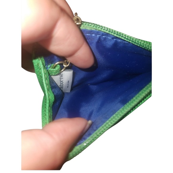 NWOT Liz Claiborne Green Card Holder Keychain - Picture 3 of 4